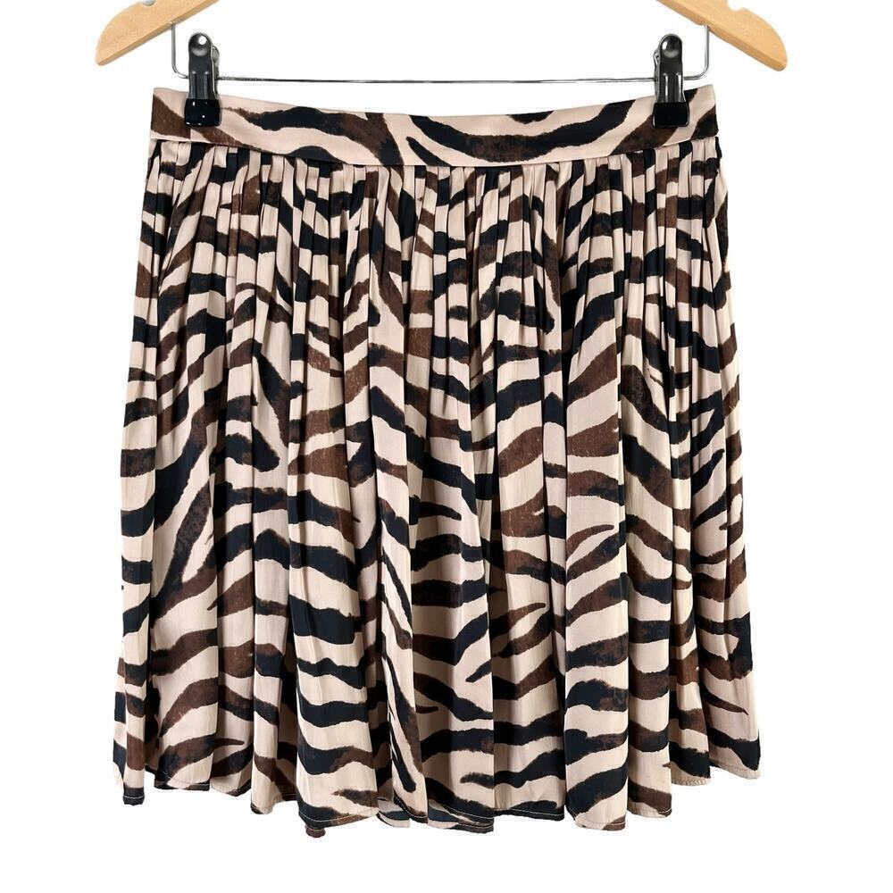 J.Crew Featherweight Satin Pleated Mini Skirt in Zebra Stripe‎ Brown Beige, Sz 2 - Picture 2 of 12